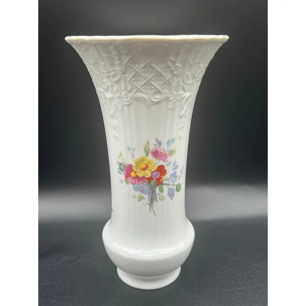 Vtg Kaiser Germany White Porcelain Vase Floral Bouquet Butterfly Motif 8
